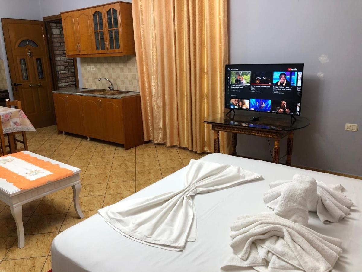 Studios&Apartment Niko Luka คซามิล ภายนอก รูปภาพ