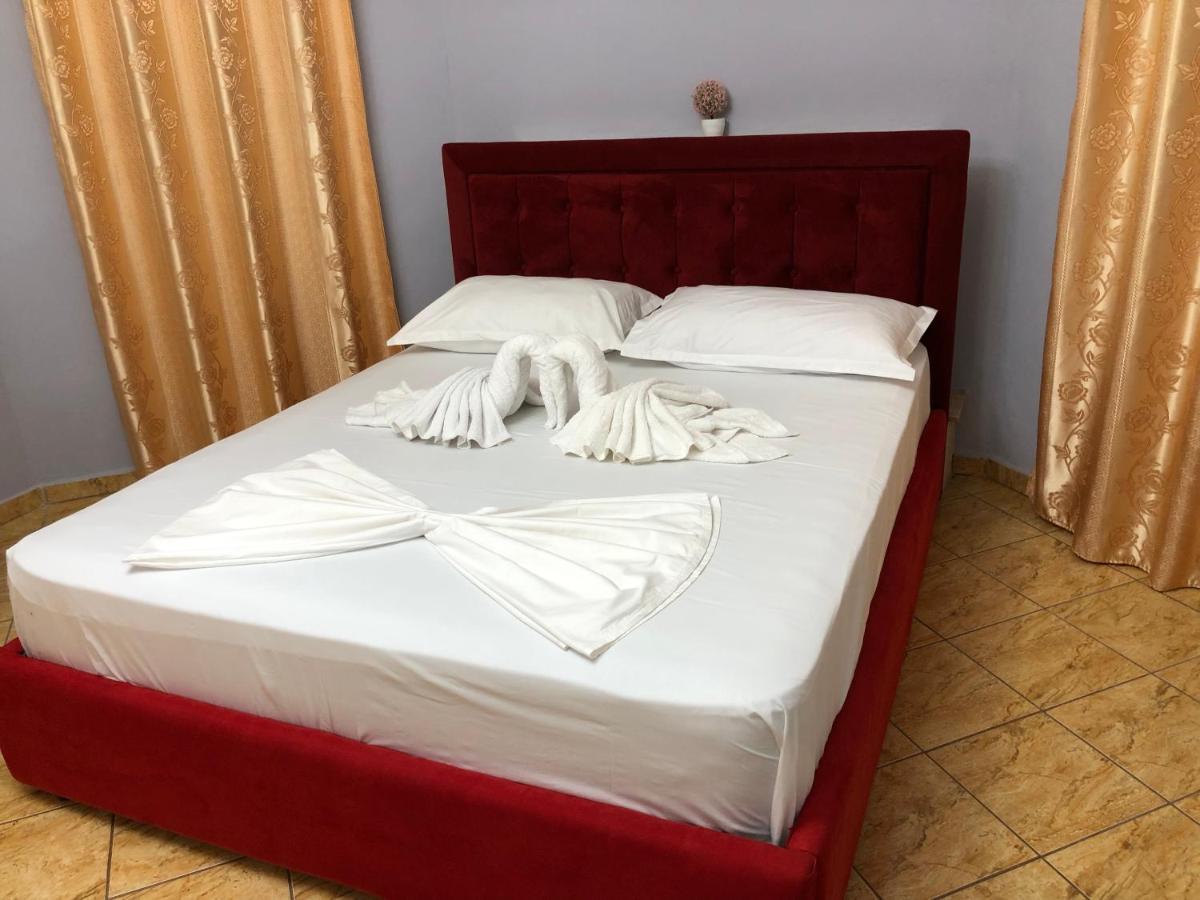 Studios&Apartment Niko Luka คซามิล ภายนอก รูปภาพ